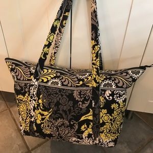 Vera Bradley Green/Black Shoulder Bag